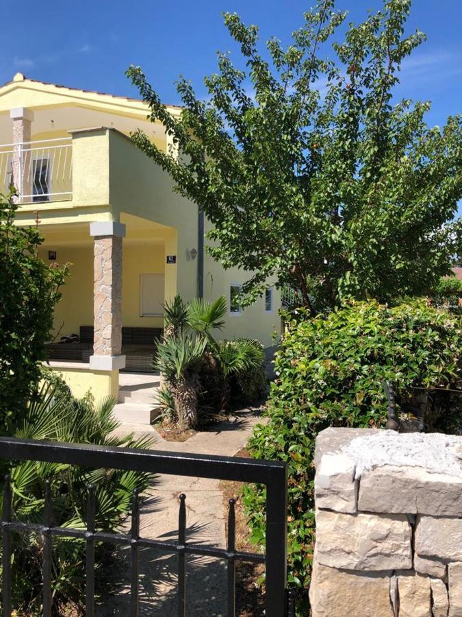 Five Bedroom House Near Sandy Beach Villa Major Medulin Bagian luar foto